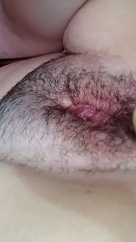Gordita se folla con objetos