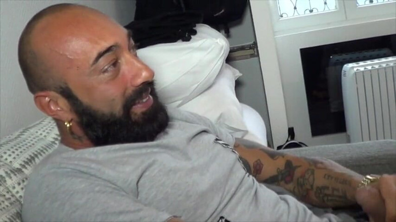 Gaybareback: Twink zerżnięta na oklep przez tatusia Gianno Maggio