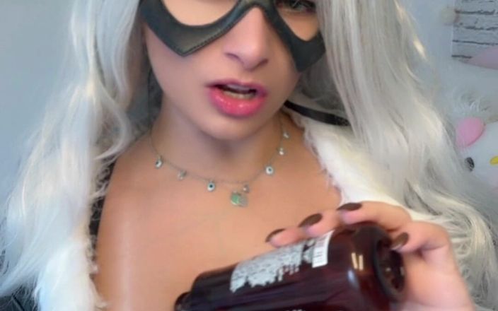 Emanuelly Raquel: Black Cat Cosplay Boobs Teasing