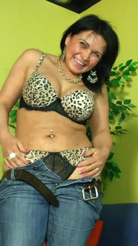 Real Sluts Love to Spread Eager Pussies Themselves - 3