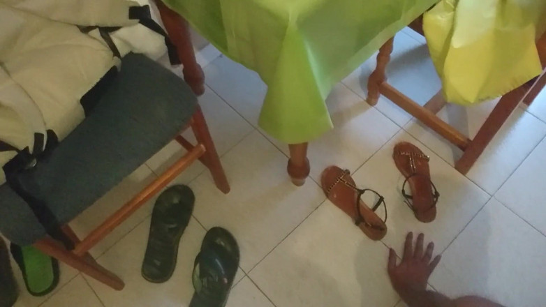 bekycarril: Pissing in Girlfriend's Mouth.