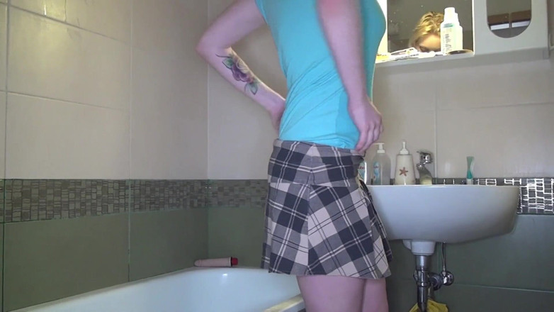 Horny Taboo: Seducing my hot hot stepsister