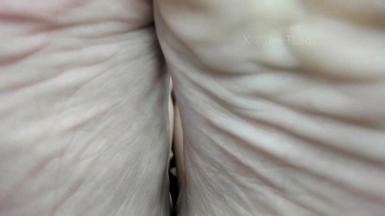 Feet lady: 문지르고 자연의 발톱