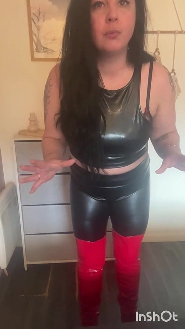 You're Going to Have to Pay for My Silence (Maitresse Clara)