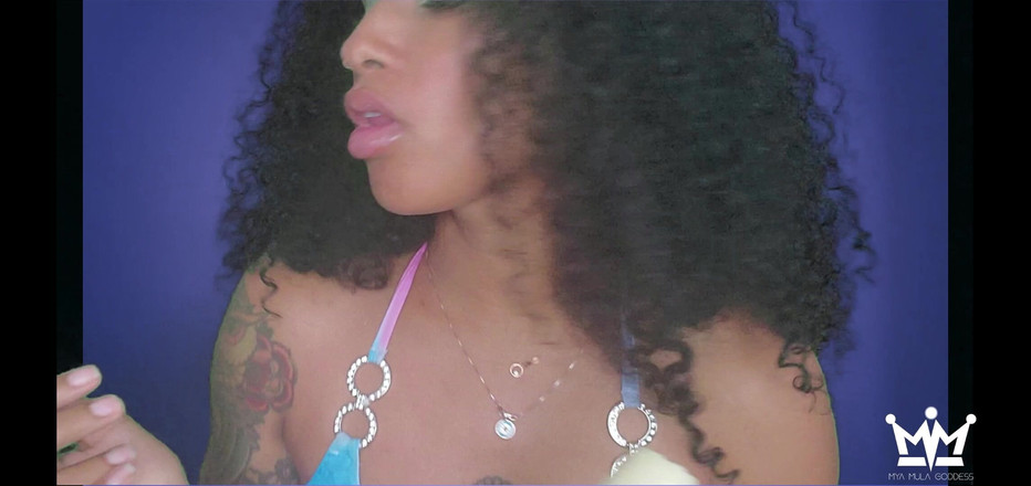 Mya Mula Goddess: Jangan Awak Hanya Suka Bibir Saya?