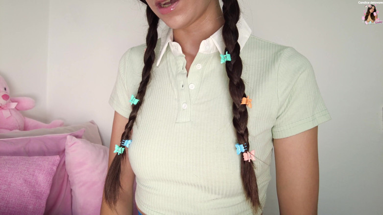 CandiceDelaware: Acest elev trebuie să facă temele mai bine