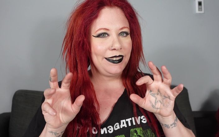 Deanna deadly: Kakak tiri gotik menggelitikmu untuk bikin kamu tersenyum dan bikin...