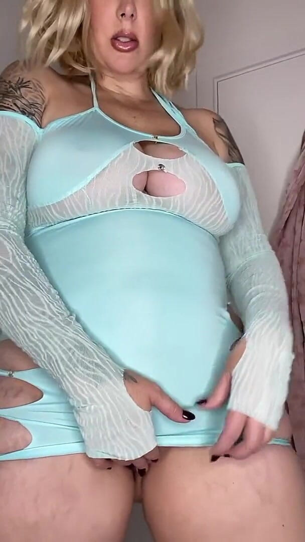 Voglio che tu tiri fuori il cazzo e te lo masturbi per me mentre ti stuzzico (Paige Turnah) I Want You to Get Your Cock Out and Jerk It for Me While I Tease You (Paige Turnah)