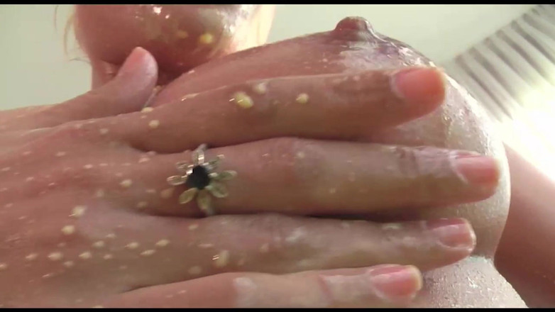 Muschi movie official: Mokré hry pro úžasné tělo Jasmine Rouge