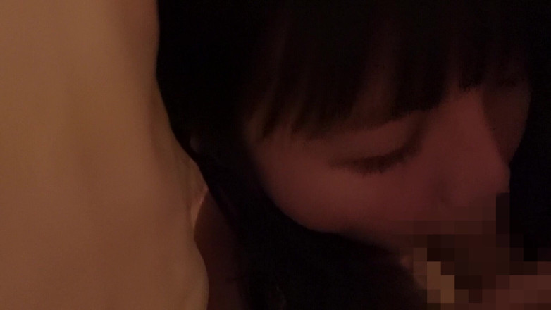 CherryBONBON: 거유 G컵 러쉬. 그녀는 올라가서 욕망을 인수하게 해