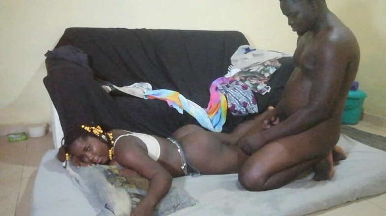 Pornsexlive: 내 애인의 큰 엉덩이