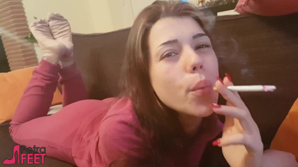Smokin Fetish: Smoking and fetish with sweet teen