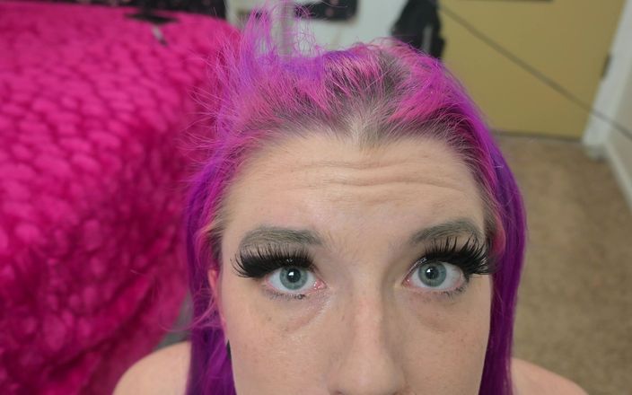 Miss Ellie Roleplay: Zuig alsjeblieft in mijn nek