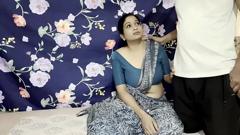 FantacyCouple: Styvsyster första gången sex med styvbror i Desi Saree