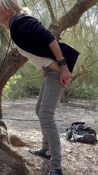 Esposa gostosa fodendo de quatro pela primeira vez em um parque