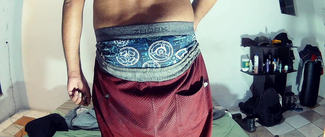 Stink HairyMale: Veja-me fumando