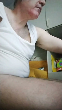 ¡El espectáculo porno de Davide Desiderio con la eyaculación final!