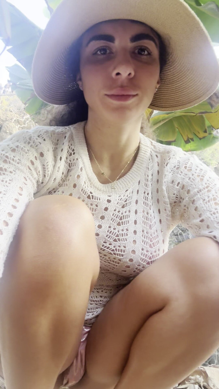 LadyAna: Io La Faccio Qui La Pipi
