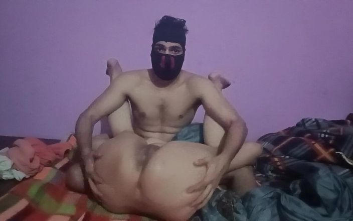 StepSiblingCaught: Büyük göt masajı:- kocası karısının tam vücuduna ve götüne masaj...