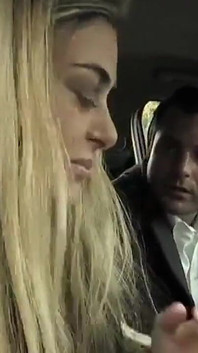 Roberta Cassori are o dorință halucinantă de sex cu Leonardo Conti care o penetrează ore întregi