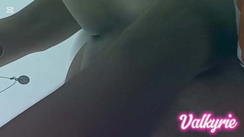 Valkyrieandluigy: Si matang menghisap