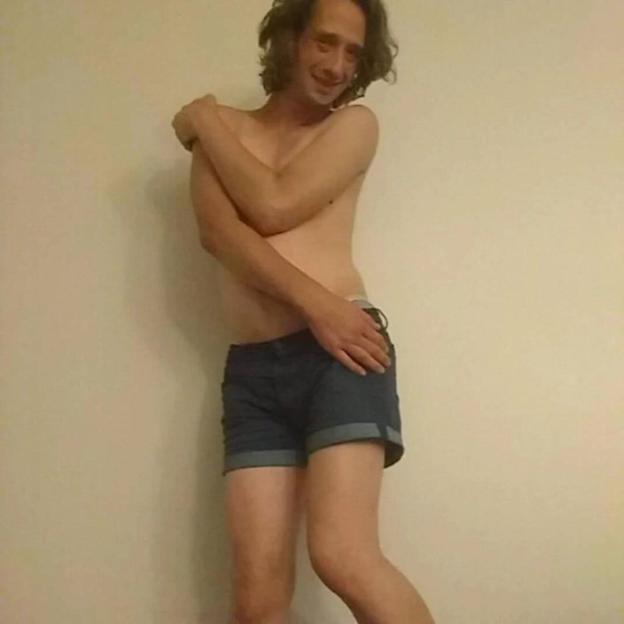 LilTaste: 누드 셀프 포즈 2