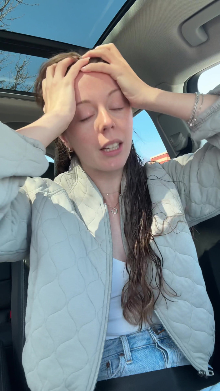 Nadia Foxx: Tim Hortons drive thru orgasmo!