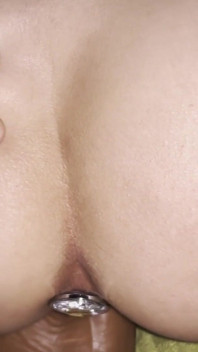 Gianna prende un E Pegging