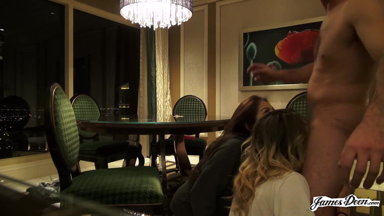 James Deen: Avi Love, Bambi, Sami Parker en acción gangbang inversa con...