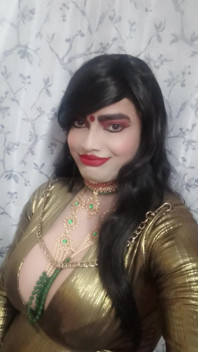 Aditi Singh Ka First Video