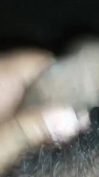 Artista masculino pov closeup vídeo de grande pau preto massagem masturbação