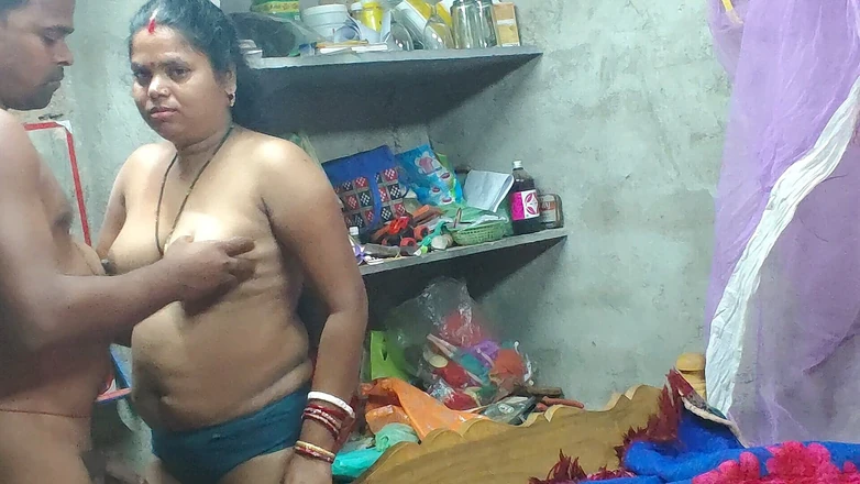 Priyanka xxx: Indická Desi Bhabhi Ki Fuking Video