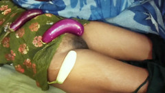 DesiBurChudai: Švagr ošukal kundičku švagrové tím, že dává tlustý brinjal