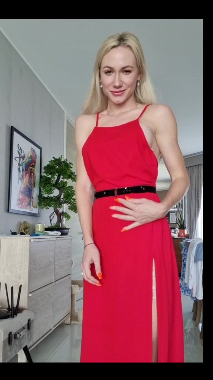 Angel The Dreamgirl: Тобі подобаються мої рожеві трусики? Catch Them