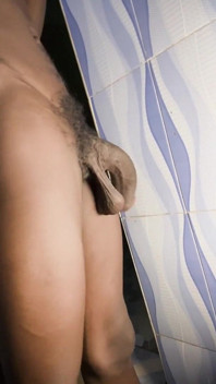 Giant 12inches Cock Taking Morning Piss
