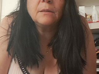 Mommy big hairy pussy: Joi nhập vai mẹ kế Tây Ban Nha