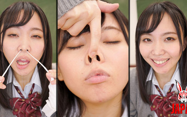 Japan Fetish Fusion: Meari Tsujii Juega Con Su Naricita De Cerdito… Y Termina...