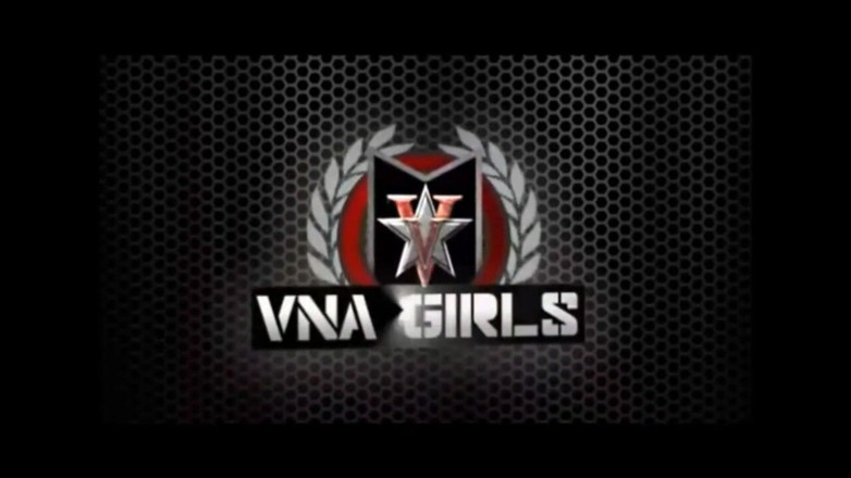 사라 제이: 부엌에서 두꺼운 자지에 깊고 열심히 따먹히는 Sara Jay