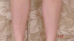 ATKIngdom: Kristy Snow si skvěle hraje se svou kundičkou.