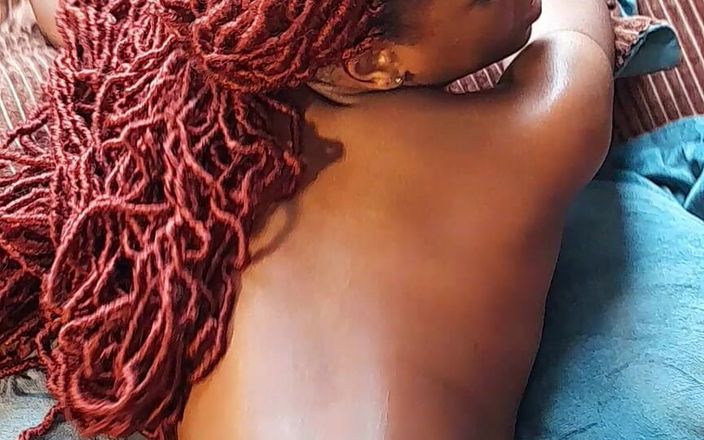SEXXY-DAISY: Ébano adolescente le gusta algo de acción de bbc