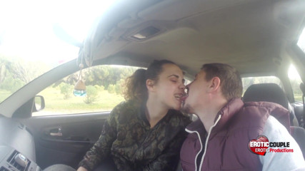 Erotic Couple Productios: ^a e a laura in macchina