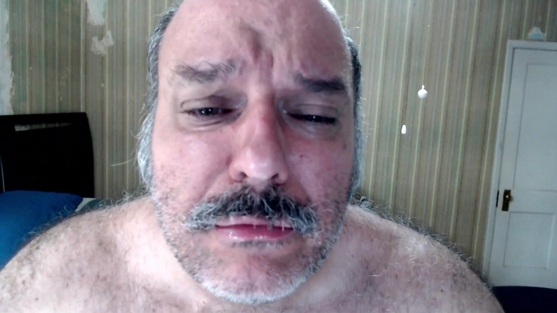 BullMuscleJoe: Bullmusclejoe ejaculând în Carnea Lui!