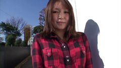 Asiatiques: Une bombasse asiatique sexy à un entretien