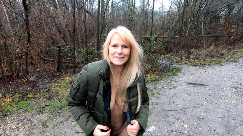 SweetSusi: ゴムブーツを舐めて