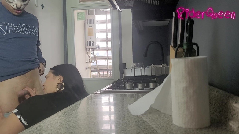 Riderqueen: キッチンのステップモン - ファンのためのビデオ