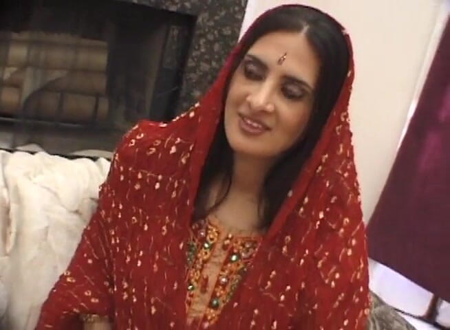 Indian Heat: Horny Indian slut banged hard at casting