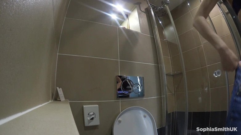 All Sexy Vids: Belfast hotel pipì