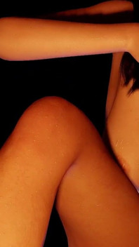 La gigantessa futa usa la ragazza come sex toy la dominazione futanari gigante