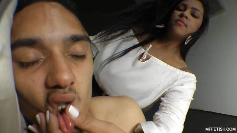 MF Fetish: Slave boy is getting disturbed by beautiful latina