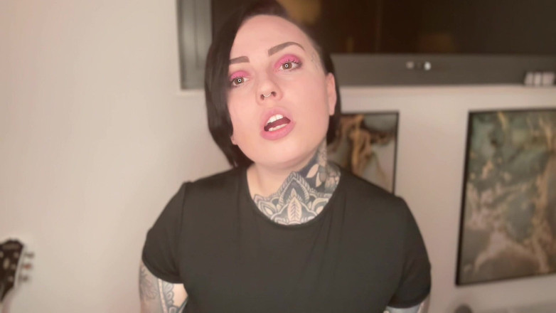 Miss Valentina: Arată-mi chiloții ăia